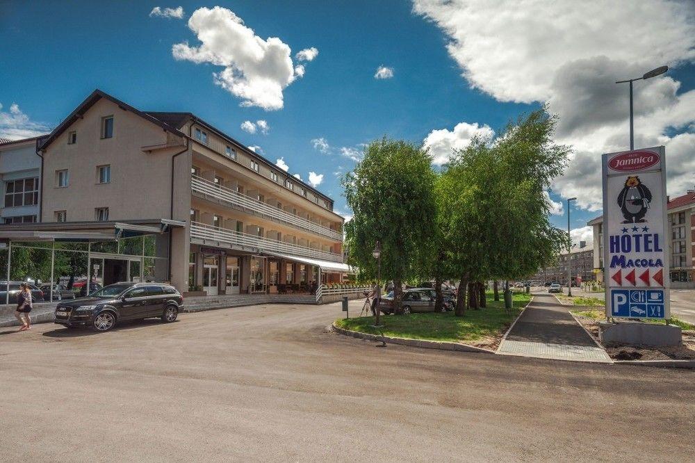 Hotel Macola Korenica Exteriér fotografie